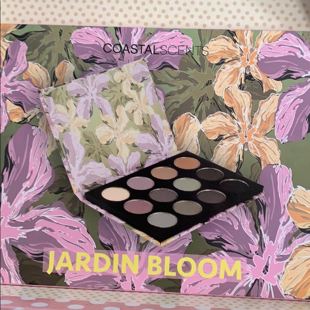 Coastal Scents Jardin Bloom palette